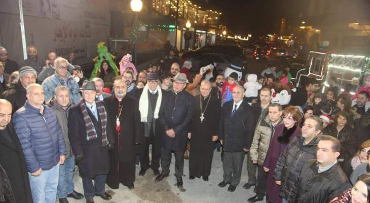 رئيس بلدية زحلة خلال افتتاح القرية الميلادية: هدفنا إدخال الفرحة لقلوب الناس