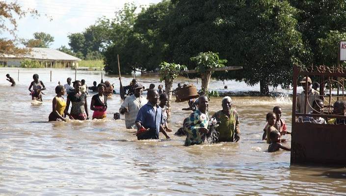 مقتل 50 شخصا ونزوح 120 ألفا آخرين بسبب الفيضانات في النيجر