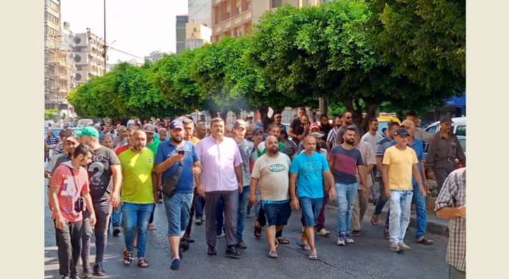 مسيرة لعمال بلدية طرابلس طالبت بانتخاب رئيس جديد