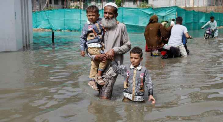 هيئة حكومية باكستانية: مقتل أكثر من 500 بسبب السيول في البلاد