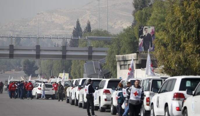 رويترز: قافلة من 50 شاحنة مساعدات تتوجه إلى بلدة مضايا 