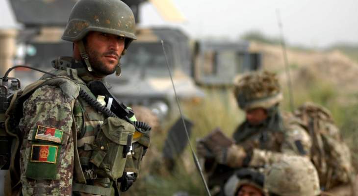 مسؤول أفغاني يعلن أن شرطيا أطلق النار على زملائه وقتل 7 منهم