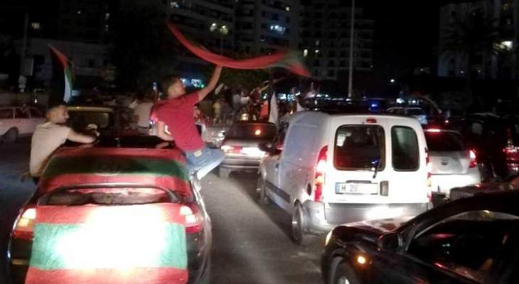 النشرة: مسيرة سيّارة جابت شوارع صيدا رفضاً للفساد والهروب من المسؤولية
