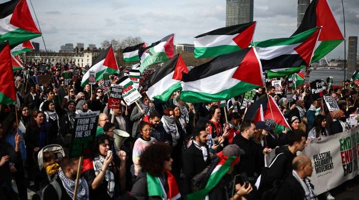 آلاف الأشخاص تظاهروا في لندن للمطالبة بوقف إطلاق النار في غزة