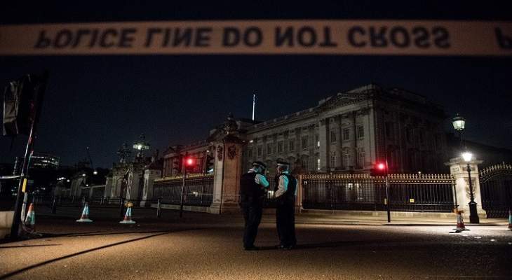 شرطة لندن: منفذ هجوم باكنغهام كان مسلحا بسيف