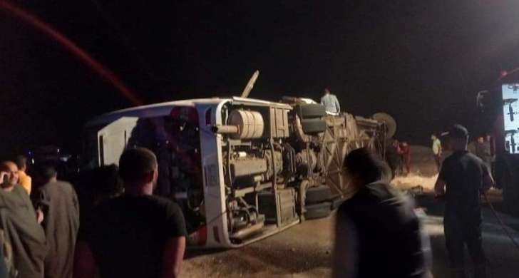 14 قتيلا و25 جريحا نتيجة حادث تصادم في محافظة الوادي الجديد المصرية