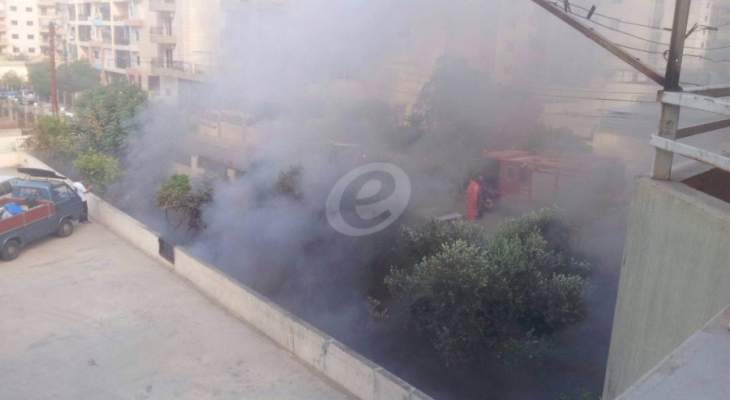 النشرة: إقفال طريق المنار في أبي سمراء بسبب حريق بأحد المستودعات