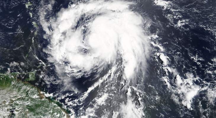 إعصار "ماريا" الذي يقترب من الكاريبي تحول للفئة الخامسة وأصبح بالغ الخطورة