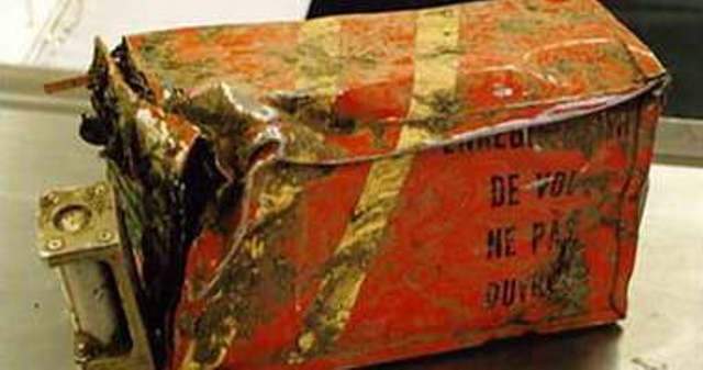 فريق خبراء روسي: الصندوقان الأسودان لطائرة طيران دبي تحطما بشكل كبير