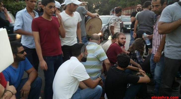 بدنا نحاسب: مستمرون بالاعتصام امام وزارة الداخلية لحين عودة الناشطين