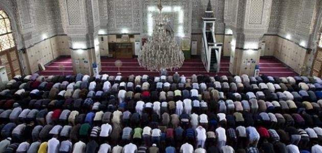 هيئة المساجد في طهران تقرر وقف إقامة صلوات الجماعة في المساجد