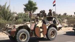 الجيش المصري: مقتل واصابة 10 جنود ومقتل 22 مسلحا في الهجمات بسيناء