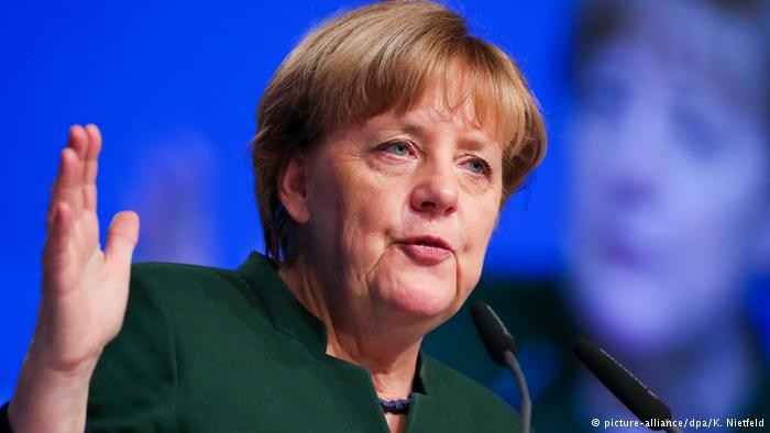 ميركل: ألمانيا لا ترغب بتصعيد التوتر في العلاقات مع تركيا
