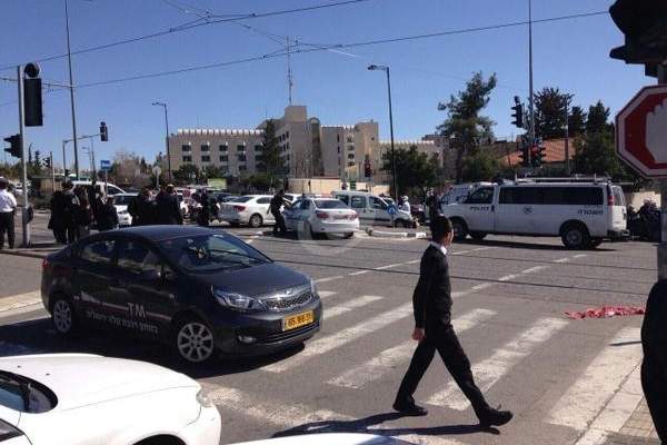اصابة فلسطيني جراء تعرضه لعملية دهس جنوب مدينة نابلس