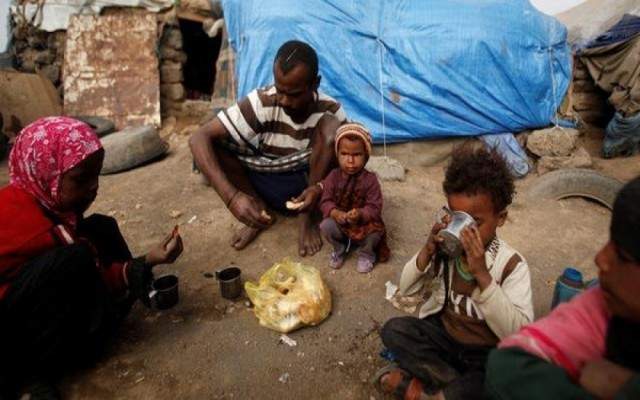 مسؤول أممي: نصف سكان اليمن سيواجهون خطر المجاعة