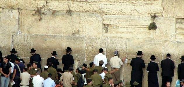 اغلاق قسم من حائط المبكى بعد سقوط حجر كبير في القدس