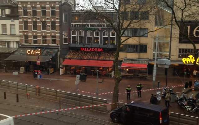 العثور على قنبلة أمام مقهى في وسط أمستردام