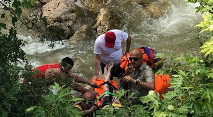 الدفاع المدني: إنتشال جثة مواطن من ضفاف نهر داريا- كسروان