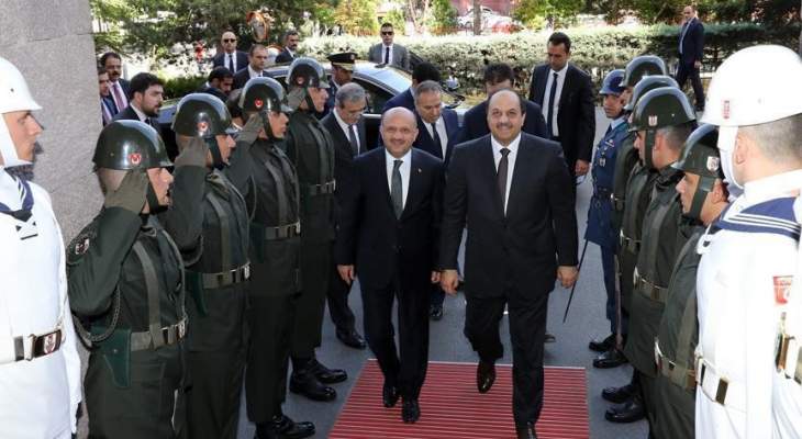 الدفاع التركية:وزير الدفاع التركي يبحث مع نظيره القطري الأزمة الخليجية