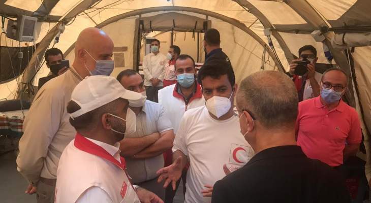 رئيس اتحاد بلديات الضاحية ورئيس بلدية الحدت يزوران المستشفى الميداني الايراني