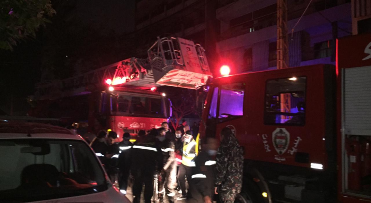 فوج اطفاء بيروت : إخلاء مبنى وانقاذ عائلات بعد حريق نشب في احدى الشقق في منطقة طريق الجديدة