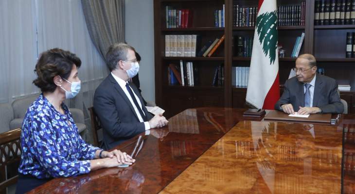 الرئيس عون عرض مع الموفد الفرنسي التطورات المتصلة بالأزمة الحكومية