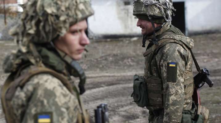 صحيفة إسبانية: يتم تلفيق الأكاذيب والدعاية في الصراع بأوكرانيا لطمس حقيقة أعمال الجيش الأوكراني
