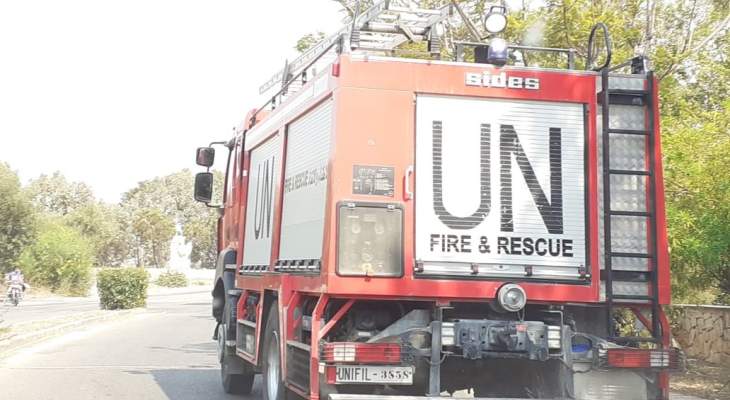 قوات اليونيفيل تشارك في عملية اطفاء الحرائق في المشرف 