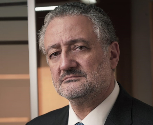 المحامي موسى خوري أعلن ترشحه لمركز عضو ونقيب لنقابة المحامين في بيروت