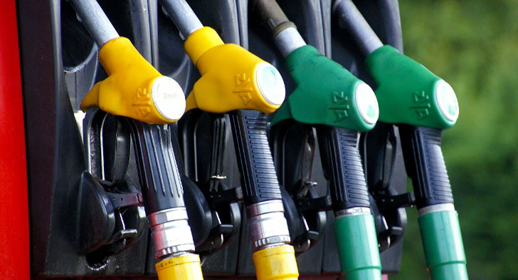 جمعية تجار البنزين في بريطانيا: الوقود نفد من آلاف المحطات