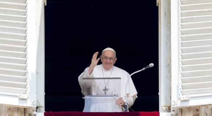 البابا يلتقي المصلّين في الفاتيكان بعد عمليّته الجراحيّة: ممتن للمودة والقلق والصداقة