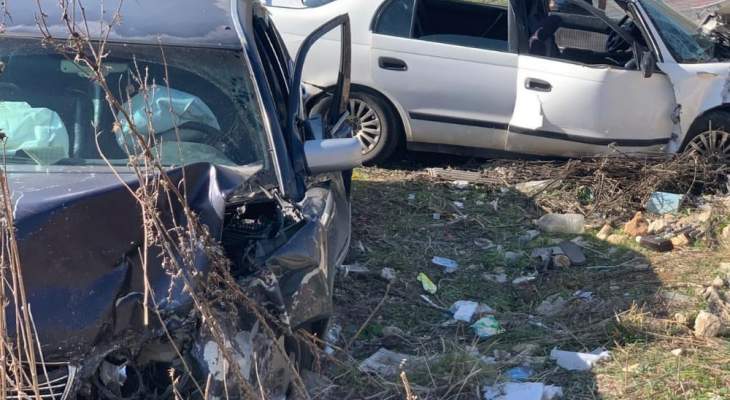 النشرة: 4 جرحى بحادث سير على طريق حومين الفوقا