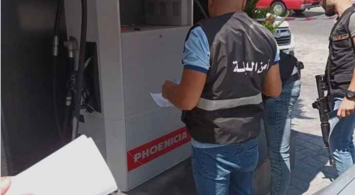 امن الدولة: اقفال محطة في بلدة تبنين لبيعها تنكة البنزين بمبلغ 800 الف ليرة
