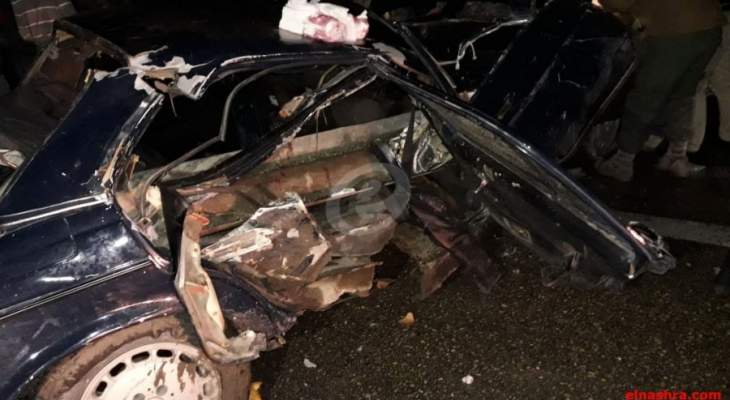 النشرة: 5 جرحى بحادث سير مروع وقع على اوتوستراد الصرفند
