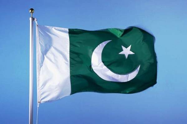 مقتل 10 أشخاص وإصابة 16 آخرين نتيجة تفجير بمسجد في جنوب غرب باكستان