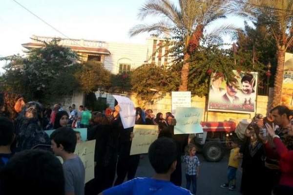 النشرة: اعتصام في بلدة عبة الجنوبية لاطلاق سراح محمد فحص