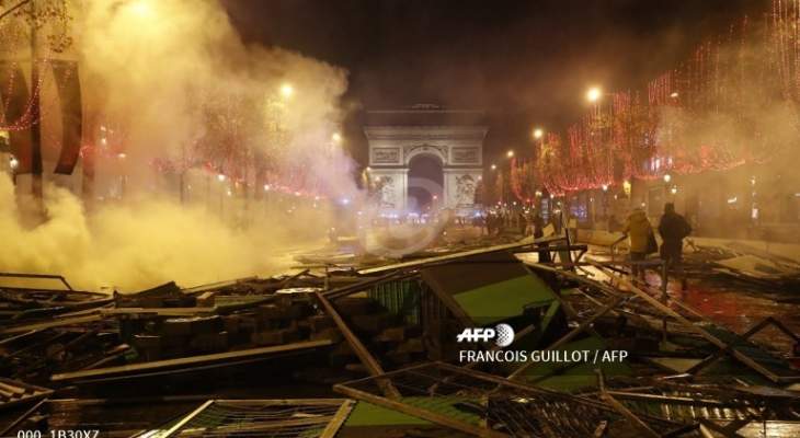 رويترز: مواجهات بين الشرطة الفرنسية ومتظاهرين في باريس
