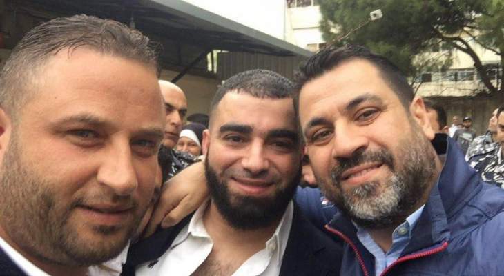 النشرة: احتفال في طرابلس بعد خروج سعد المصري من سجن القبة