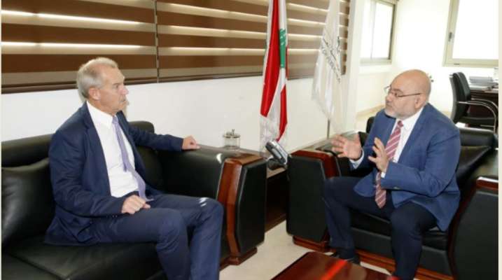 وزير الصحة بحث مع السفير الأسترالي في لبنان بمشاريع مشتركة لدعم القطاع الصحي