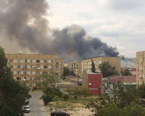 انفجارات ضخمة بمصنع أسلحة بأذربيجان وأنباء عن عدد كبير من الضحايا