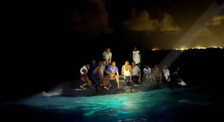 السلطات اليونانية: إنتشال 29 شخصاً من قارب شراعي قبالة سواحل اليونان