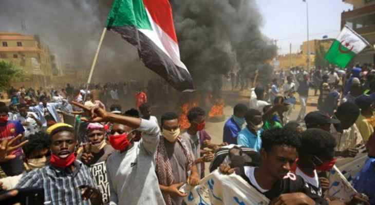 مقتل 4 متظاهرين في احتجاجات على الانقلاب في السودان