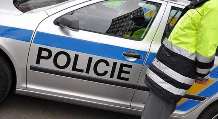 الشرطة التشيكية: شرطي تشيكي يصدم 51 سيارة وهو تحت تأثير الكحول 