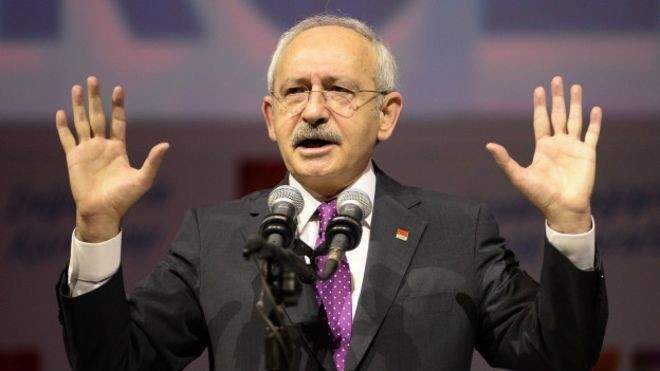 زعيم المعارضة التركية: السوريون المنوي تجنيسهم يدينون بالولاء لأردوغان