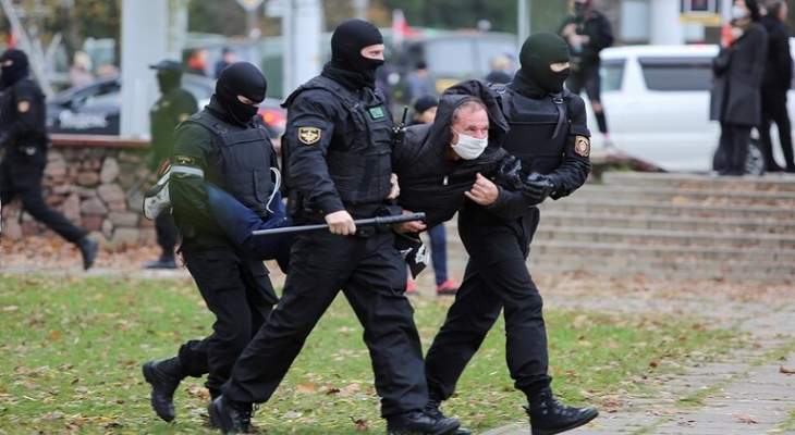 الأمن البيلاروسي أوقف متظاهرين وسط العاصمة مينسك