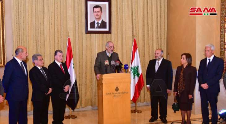 الخارجية السورية قلّدت السفير اللبناني لديها "وسام الاستحقاق من الدرجة الممتازة" لمناسبة انتهاء مهامه