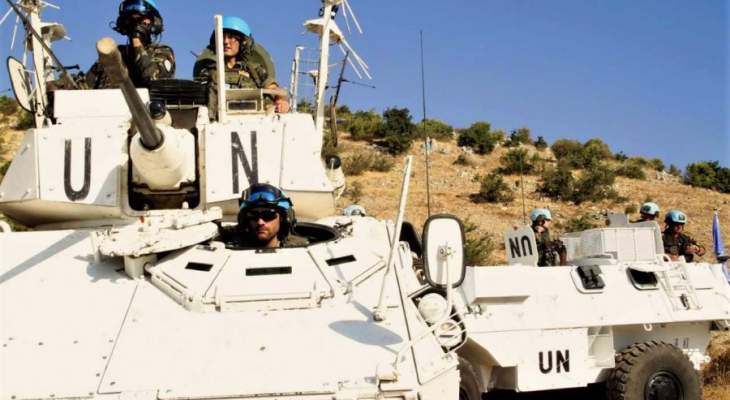 النشرة: فريق من ضباط اليونيفيل يتفقد الخط الازرق في القطاع الشرقي