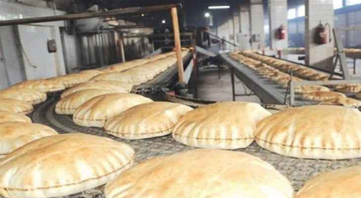 رئيس نقابة الأفران طالب وزير الاقتصاد بتسعيرة لربطة الخبز مرتين في الأسبوع