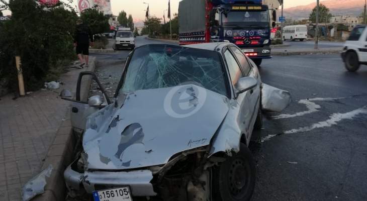 النشرة: عدد من الجرحى بحادث سير على طريق بعلبك - رياق