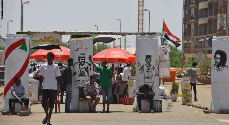 شوارع الخرطوم بدت شبه خالية مع بدء حملة العصيان المدني
